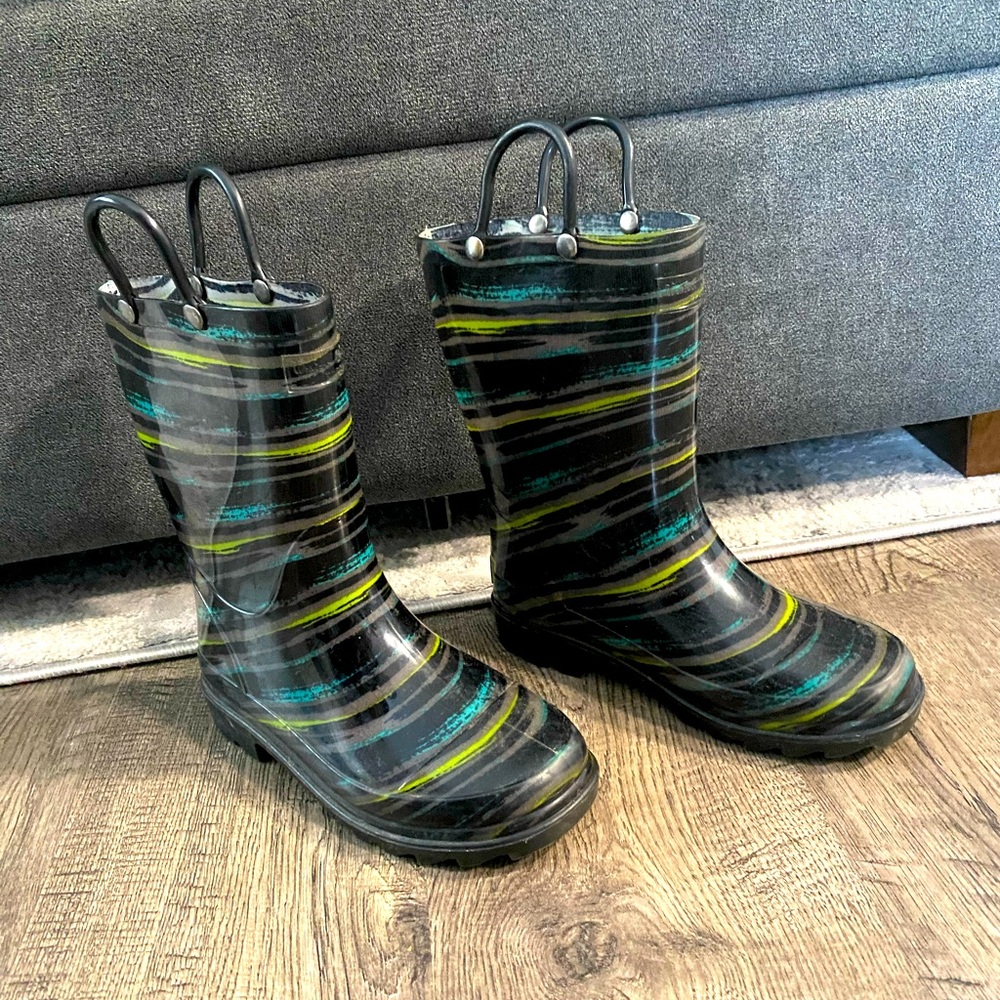 Light Up rain boots